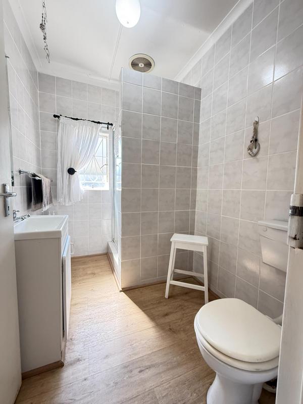 5 Bedroom Property for Sale in Amandelrug Western Cape